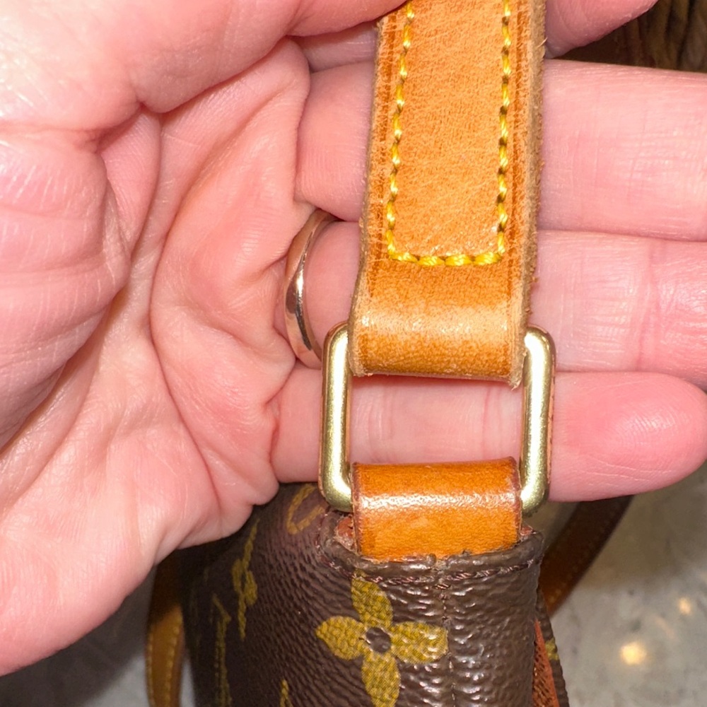 Louis Vuitton PM Salsa Shoulder Handbag, Amazing condition - Picture 7 of 9